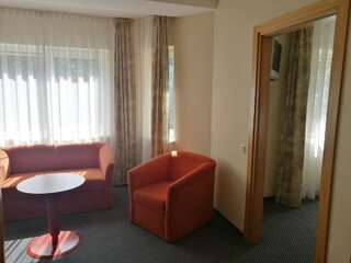 Отель Hotel Promenada Клайпеда Двухместный номер Делюкс с 1 кроватью или 2 отдельными кроватями-7