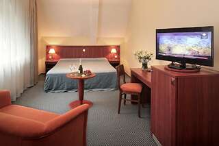 Отель Hotel Promenada Клайпеда Двухместный номер Делюкс с 1 кроватью или 2 отдельными кроватями-12